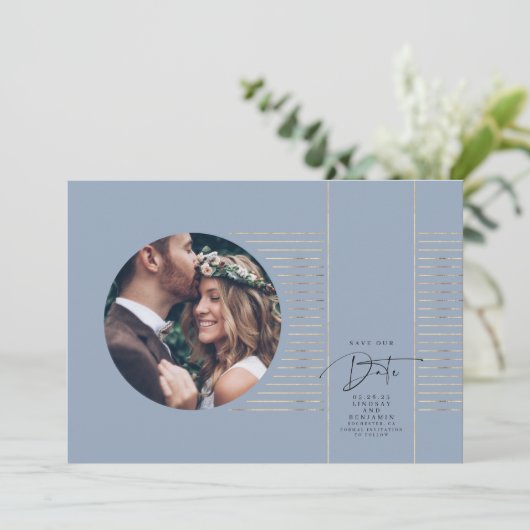 Modernes, minimales, zartes Save the Date Foto (Stehend Vorderseite)