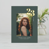 Modernes Minimalistisch 2023 | FOTO ABSCHLUSS Folieneinladung (Stehend vorne)