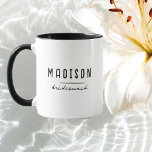 Modernes Minimalistisch | Hochzeit von Bridesmaid Tasse<br><div class="desc">Erstellen Sie Ihre eigenen Tasse. Ein einfaches und modernes Design in Schwarz-Weiß-Farbe mit handgeschriebener Kalligraphie und spielerischer informeller Typografie für ein minimalistisches,  kühnes und cooles Aussehen. Jeder Schriftart,  jede Farbe,  kein Minimum.</div>