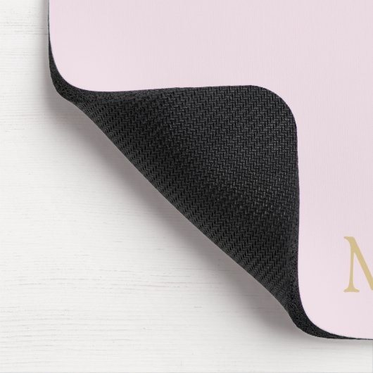 Modernes Minimalistisch rosa Goldmonogramm Mousepad (Ecke)