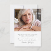 Modernes Minimalistisches 2-Foto-Beerdigung-Beilei Dankeskarte (Rückseite)