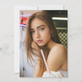 Modernes Minimalistisches 30. Geburtstag Party Einladung (Rückseite)