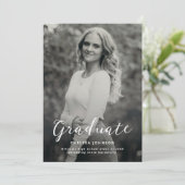 Modernes Minimalistisches Abschluss Script Ankündigung (Stehend Vorderseite)