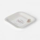 Modernes Minimalistisches Beige-Schmetterling-Brau Pappteller (Gewinkelt)