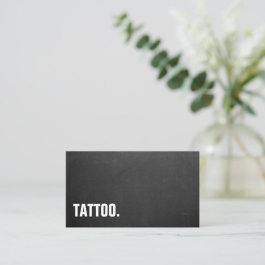 Modernes Minimalistisches Blackboard Tattoo Berufl Visitenkarte (Stehend Vorderseite)