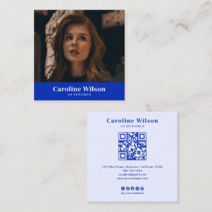 Modernes Minimalistisches Blue Beruflich QR Code F Quadratische Visitenkarte
