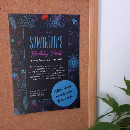 Modernes Minimalistisches Blumenblau und Lila Must Einladung