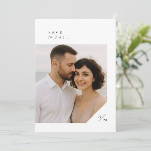 Modernes Minimalistisches Ein-Foto Save the Date (Stehend Vorderseite)