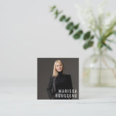 Modernes Minimalistisches, einfaches Berufliches F Quadratische Visitenkarte (Stehend Vorderseite)