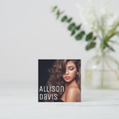 Modernes Minimalistisches, einfaches Berufliches F Quadratische Visitenkarte (Stehend Vorderseite)