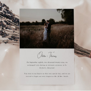 Modernes, minimalistisches Foto-Hochzeitsprogramm Ankündigung