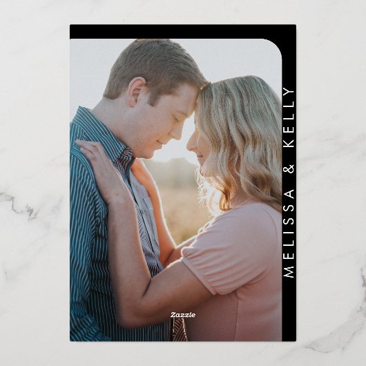 Modernes Minimalistisches Foto mit feinem Monogram Folieneinladung (Rückseite)