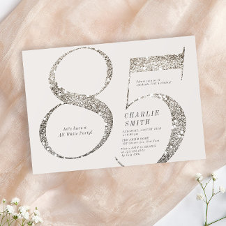 Modernes, minimalistisches, ganz weißes Party 85. Einladung