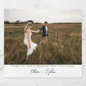 Modernes Minimalistisches Hochzeitsszenario nach M Schaumweinetikett (Einzelnes Label)