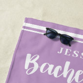 Modernes Minimalistisches Lila Bachelorette-Wochen Strandtuch (Beispiel)