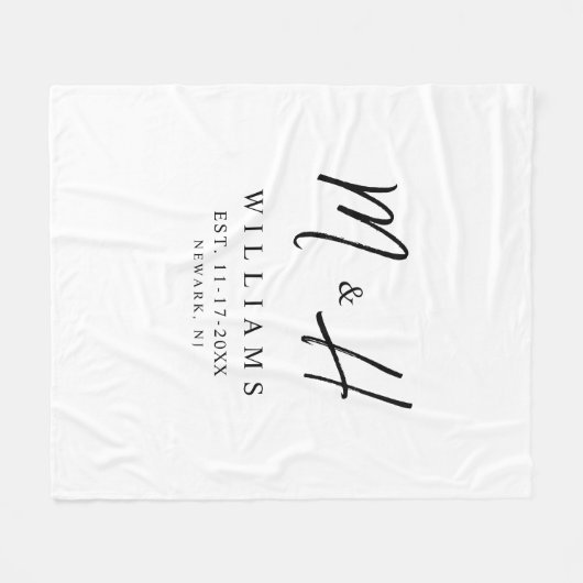 Modernes, Minimalistisches Monogramm-Hochzeitdatum Fleecedecke (Vorderseite (Horizontal))