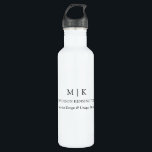 Modernes Minimalistisches Monogramm- oder Add-Logo Edelstahlflasche<br><div class="desc">Moderne Minimalistische Drink- und Wasserflasche. Schwarz & Weiß oder wählen Sie Ihre eigenen Farben. Ideal für kleine Unternehmen,  Firmenmarken,  Selbstständige,  Caterer,  Bäckereien,  Kaffeehäuser,  Restaurants,  Kundenwerbung und vieles mehr. Einfach mit Ihren Monogramm-Initialen,  Firmennamen und Informationen,  Jobtitel,  Slogan oder sogar mit Ihrem Logo oder persönlichem Markendesign personalisieren.</div>