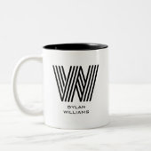 Modernes Minimalistisches Monogramm Zweifarbige Tasse (Links)