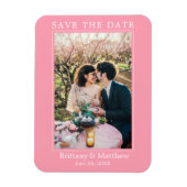 Modernes Minimalistisches Rosa Save the Date Magnet (Vertikal)