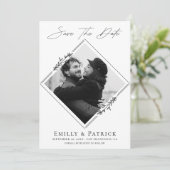Modernes Minimalistisches Schwarz-Weiß-Foto Save The Date (Stehend Vorderseite)
