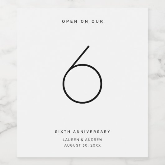 Modernes Minimalistisches Schwarz-Weiß-Hochzeitsla Weinetikett (Einzelnes Label)