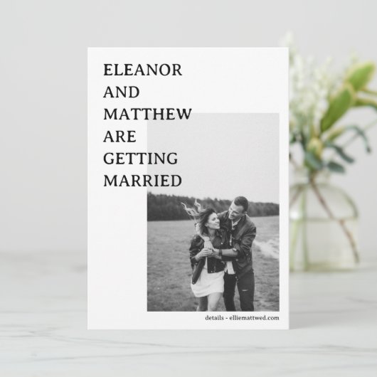 Modernes Minimalistisches Schwarz-weißes Foto Einz Save The Date (Stehend Vorderseite)