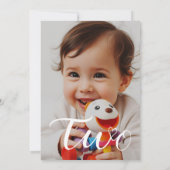 Modernes Minimalistisches Schwarzes Foto 2. Geburt Einladung (Rückseite)