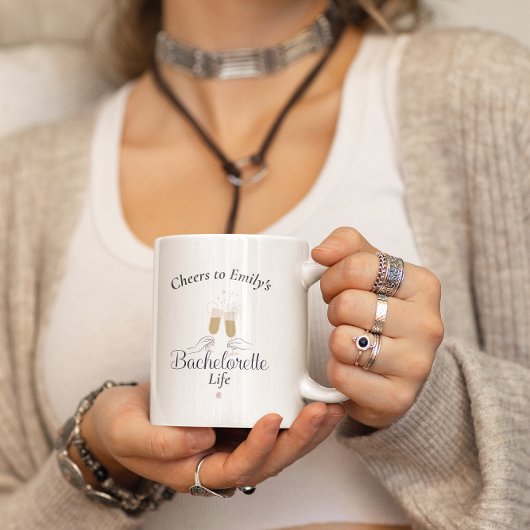 Modernes Minimalistisches Script Bachelorette Indi Zweifarbige Tasse