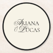 Modernes Minimalistisches Script Black & White Wed Runder Pappuntersetzer (Vorderseite)