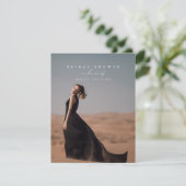 Modernes Minimalistisches Script Foto Chic Brautpa Einladung (Stehend Vorderseite)