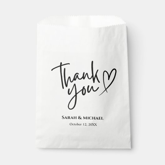 Modernes Minimalistisches Script Heart Vielen Dank Geschenktütchen (Vorderseite)
