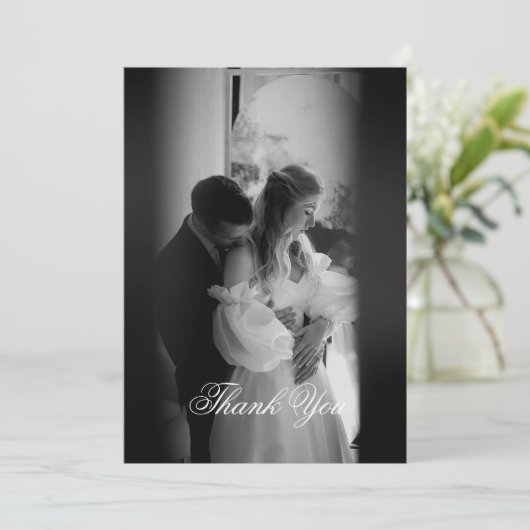 Modernes Minimalistisches Script Monogram Dankeskarte (Stehend Vorderseite)