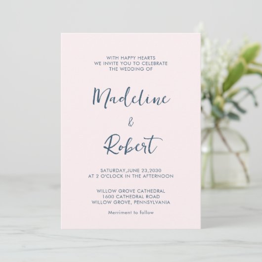 Modernes Minimalistisches Script Pink Blue Wedding Einladung (Stehend Vorderseite)