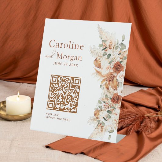 Modernes Minimalistisches Script QR Code Hochzeits Sockelschild