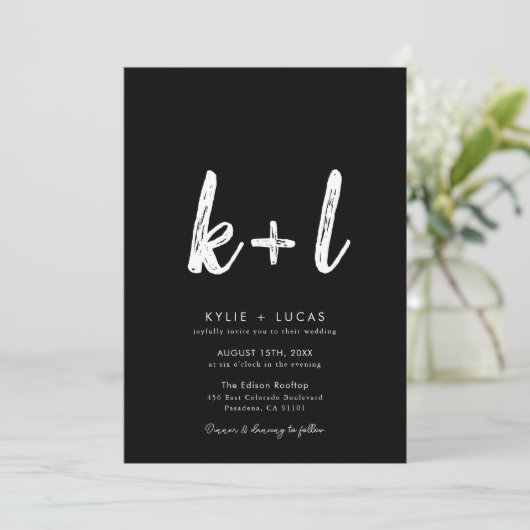 Modernes Minimalistisches Script Schwarz und Weiß Einladung (Stehend Vorderseite)