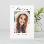 Modernes Minimalistisches Skript Zwei-Foto-Abschlu Dankeskarte (Stehend Vorderseite)