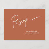 Modernes Minimalistisches Terracotta White Wedding Postkarte (Vorderseite)