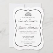 Modernes Minimalistisches Weißschwarzes Süß 16 Einladung (Vorderseite)