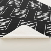 Modernes Mit Monogramm Muster | Schwarz und Weiß Sherpadecke (3/4)