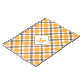 Modernes Mit Monogramm Orange Kariertes Tartan Mus Notizblock (Linke Seite)