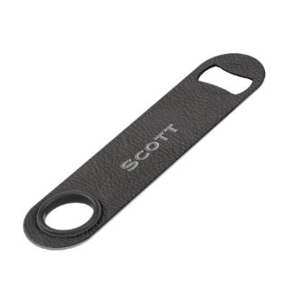 Modernes Mit Monogramm Schwarz-Leder-Textur-Look Speed Flaschenöffner