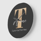Modernes Mit Monogramm T & Name Personalisiert Große Wanduhr (Winkel)