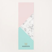 Modernes Monogramm aus Farbblock Yogamatte (Vorderseite)