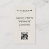 Modernes Monogramm Fotograf Foto QR Code Tan Visitenkarte (Rückseite)