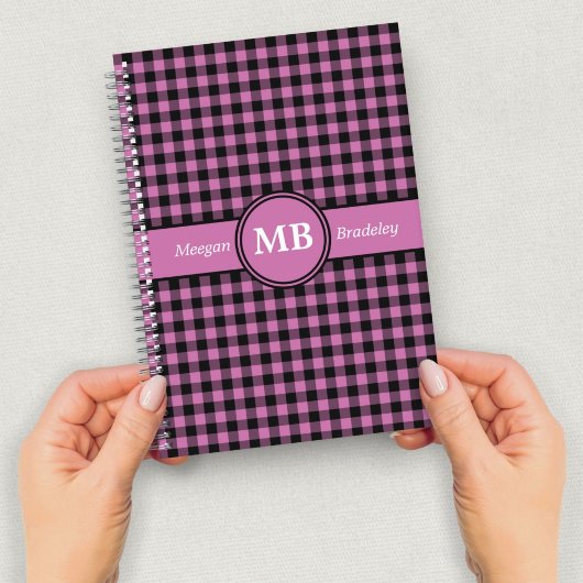 Modernes Monogramm rosa Kariertes Muster Notizblock