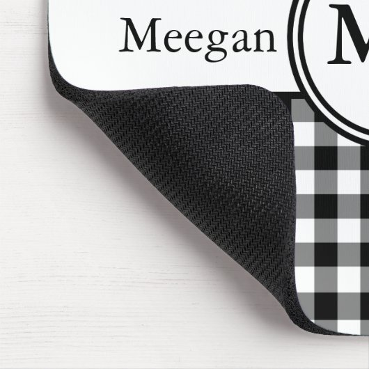 Modernes monogramm Schwarz-Weiß-Muster Mousepad (Ecke)