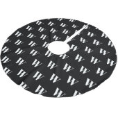 Modernes Monogramm Schwarz-weißer, individueller A Polyester Weihnachtsbaumdecke (Schrägansicht)