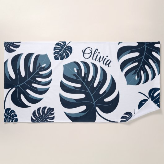 Modernes Monstera Leaf Blue & White Beach Handtuch (Vorderseite)