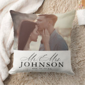 Modernes Mr. & Mrs. Wedding Foto Throw Kissen (Decke)