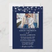 Modernes Navy Blue String Lights Foto Hochzeit Einladung (Vorderseite)